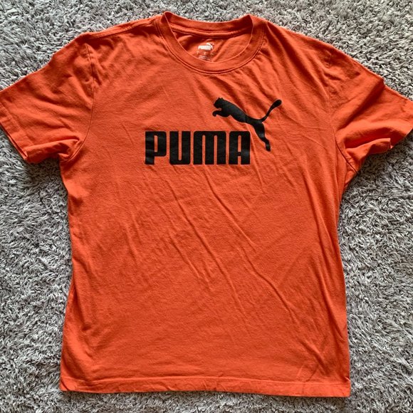 Retro Puma T-Shirt. Large. Authentic Puma. - Picture 2 of 7